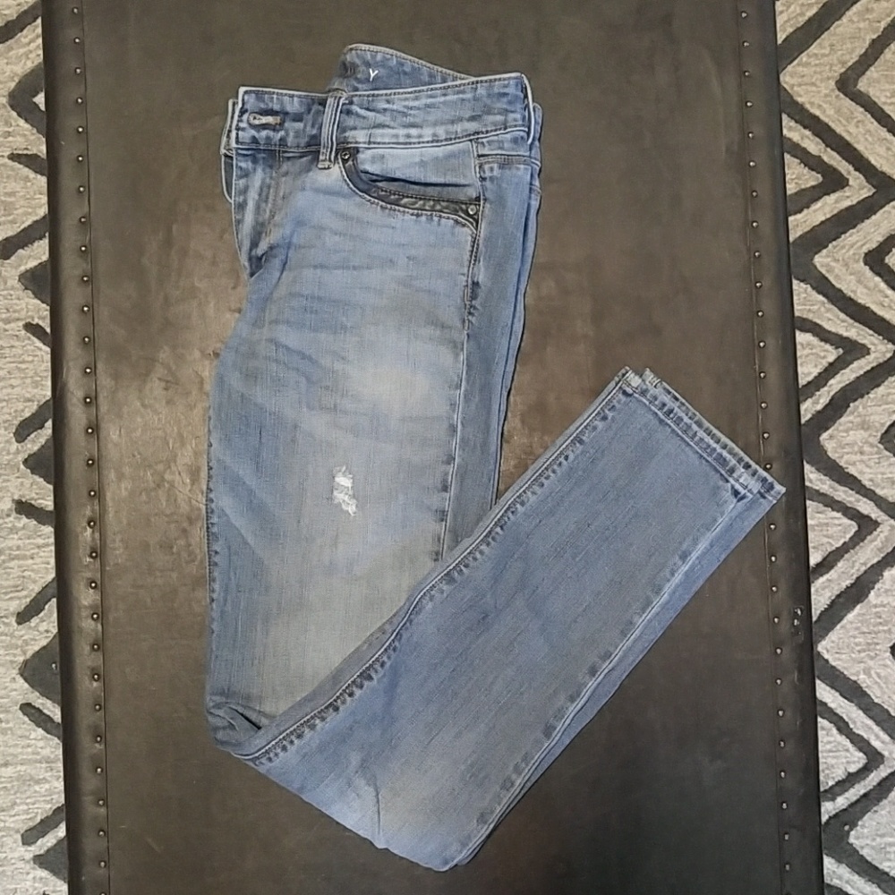 White house black market "The Skinny" jeans